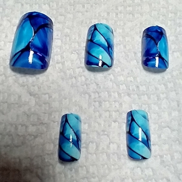 Press on nails blue black abstract marble set - Picture 1 of 2